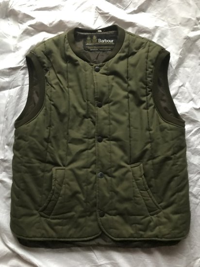 <img class='new_mark_img1' src='https://img.shop-pro.jp/img/new/icons50.gif' style='border:none;display:inline;margin:0px;padding:0px;width:auto;' />2 Crest Vintage Barbour TREKKER Poly Filled Vest Made in England (SIZE : L) 