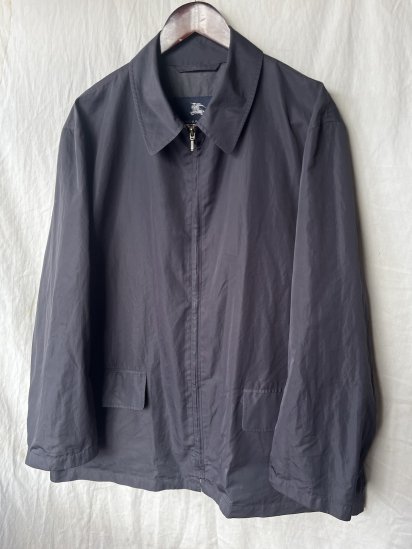 <img class='new_mark_img1' src='https://img.shop-pro.jp/img/new/icons50.gif' style='border:none;display:inline;margin:0px;padding:0px;width:auto;' />Old Burberry Packable Nylon Blouson (Size : XL)