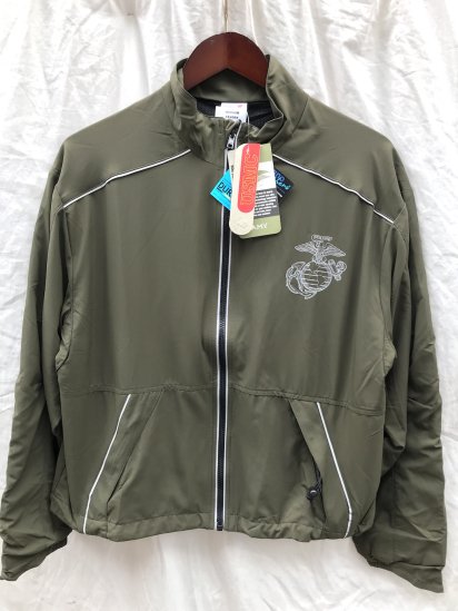 <img class='new_mark_img1' src='https://img.shop-pro.jp/img/new/icons50.gif' style='border:none;display:inline;margin:0px;padding:0px;width:auto;' />USMC x New Balance PT Jacket MADE IN U.S.A (SZIE : M-X SHORT)