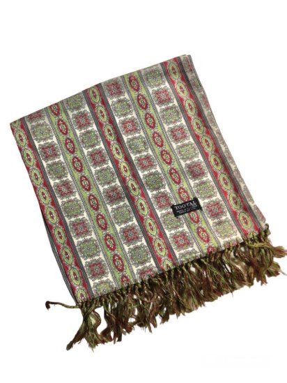 <img class='new_mark_img1' src='https://img.shop-pro.jp/img/new/icons50.gif' style='border:none;display:inline;margin:0px;padding:0px;width:auto;' />Vintage Tootal Rayon Scarf Made in England / Olive x Red