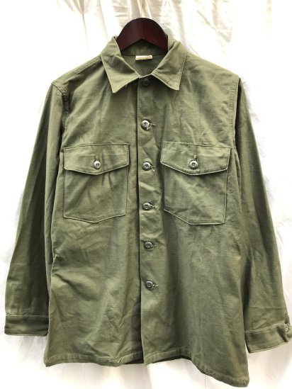 <img class='new_mark_img1' src='https://img.shop-pro.jp/img/new/icons50.gif' style='border:none;display:inline;margin:0px;padding:0px;width:auto;' />60-70's Vintage US Army OG-107 Cotton Sateen Utility Shirts 
