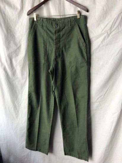 <img class='new_mark_img1' src='https://img.shop-pro.jp/img/new/icons50.gif' style='border:none;display:inline;margin:0px;padding:0px;width:auto;' />60's Vintage US ARMY Cotton Satin Baker Pants (Size : approx 3432)