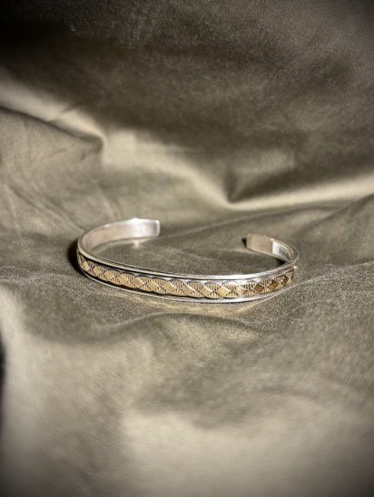 BRUCE MORGAN Navajo Sterling Silver & 14K Gold Mixed Bangle