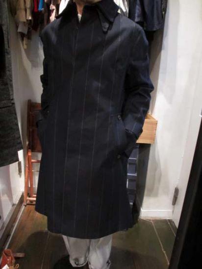 Mackintosh Rubberised Coat   Style sample