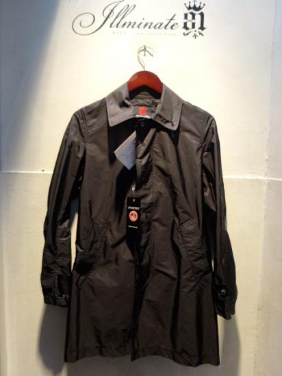 INVERTERE Limonta Nylon Packable Coat Made in ENGLAND Black<BR>SALE! 62,000  55,000 +Tax