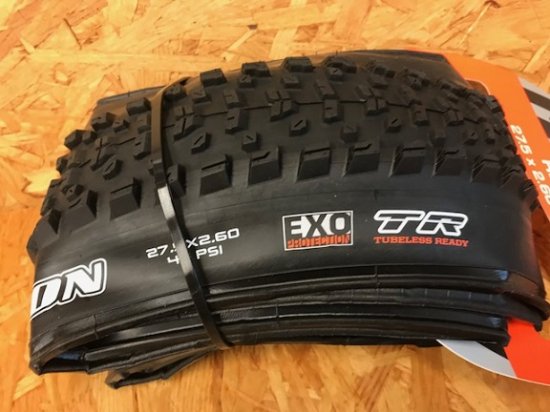 玄武現金特価 10％OFF 店頭在庫ございます。 MAXXIS REKON 27.5×2.6