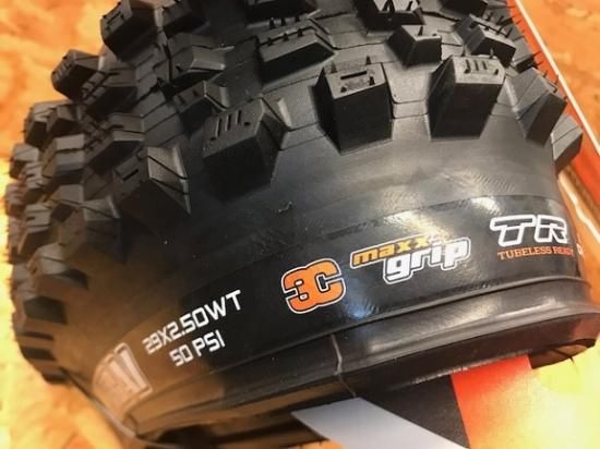 SALE 玄武現金特価 15％OFF 店頭在庫ございます！ MAXXIS
