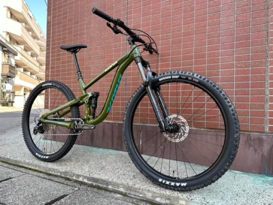 スーパーセール 半額 PROCESS KONA 2025-2023 134 玄武店頭 GlossOlive Mサイズ 29in スノーボード