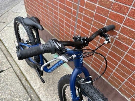 玄武店頭在庫ございます。 2025-2023 KONA HULA 24インチ