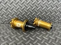 在庫限り 玄武現金特価 25％OFF Industry NINE HYDRA Hub 店頭