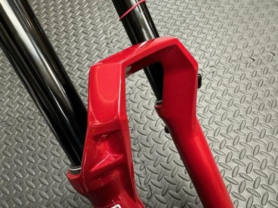 玄武店頭在庫ございます。 2025 RS ZEB Ultimate 29in RC2 Boost