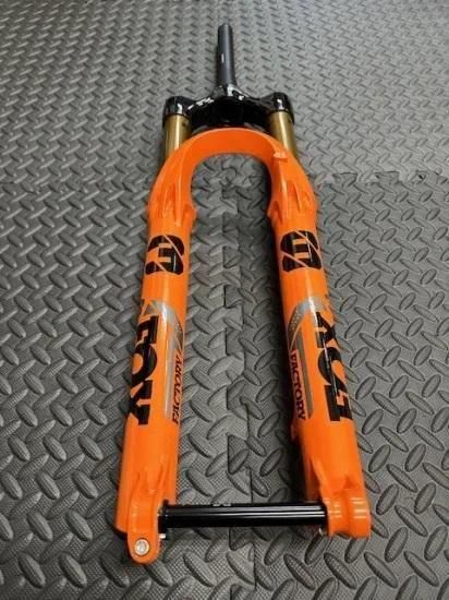 玄武店頭在庫有。 2026-25 FOX 38 FLOAT 29in 170 Grip X2 HL/C-R