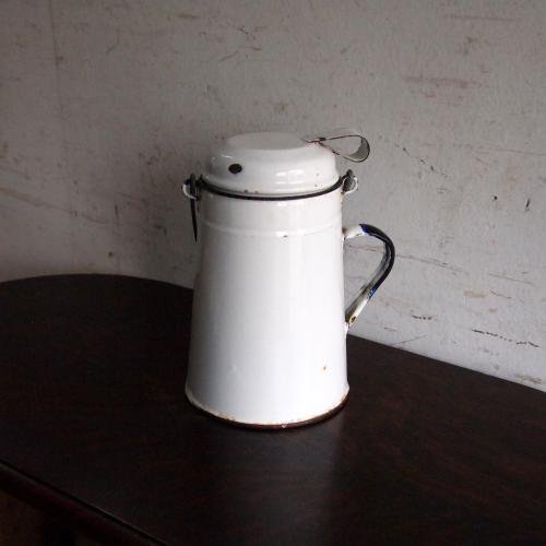 アンティーク ホーローミルク缶（フタ付き） - 雑貨