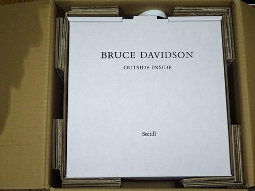 【T-ポイント5倍】 Outside Davidson: Bruce Inside （未 ブルース・デヴィッドソン 洋書
