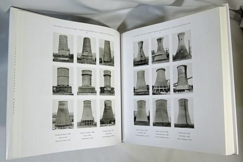 Bernd & Hilla Becher: Typologies ベルント＆ヒラ・ベッヒャー - 古本