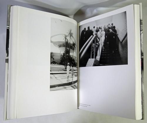 Garry Winogrand ゲイリー・ウィノグランド - 古本買取販売 Garry Winogrand ゲイリー・ウィノグランド - 古本買取販売
