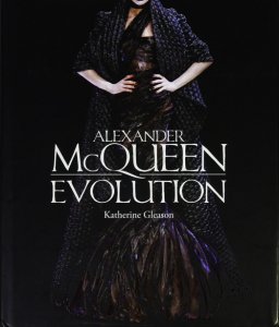 Alexander McQueen: Evolution アレキサンダー・マックイーン - 古本