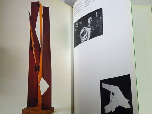 Bruno Munari: Air Made Visible ブルーノ・ムナーリ - 古本買取販売 ハモニカ古書店　建築 美術 写真 デザイン  近代文学 大阪府古書籍商組合加盟店