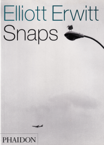 『Elliott Erwitt Snaps』　エリオット・アーウィット Elliott Erwitt Snaps エリオット・アーウィット - 古本買取販売