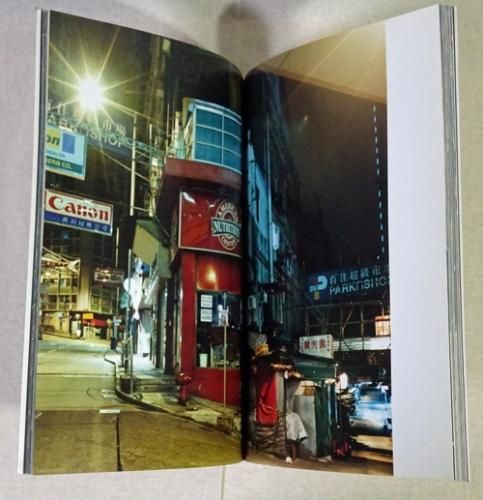 初版 SHADOWS 中野正貴写真集 SHADOWS―中野正貴写真集 - 古本買取販売 ハモニカ古書店 建築
