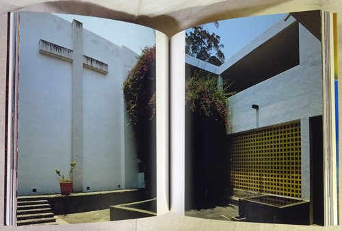 Luis Barragan ルイス・バラガンの建築 改訂版 - 古本買取販売 