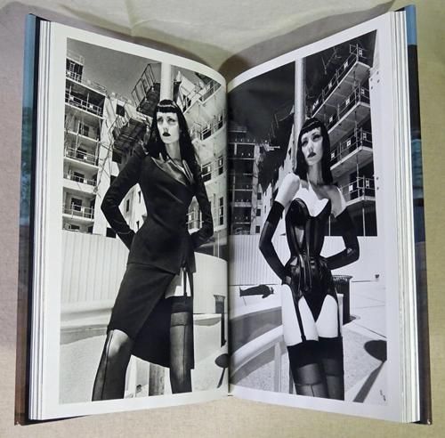 Helmut Newton: A Gun for Hire ヘルムート・ニュートン - 古本