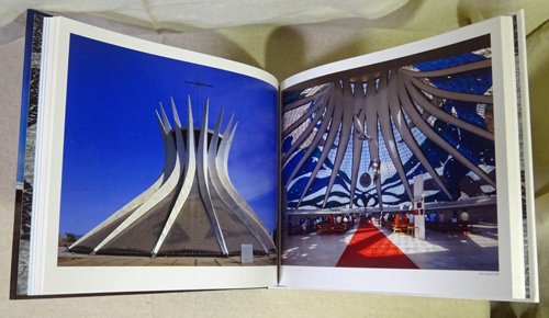 Oscar Niemeyer Form & Space オスカー・ニーマイヤー 形と空間 - 古本