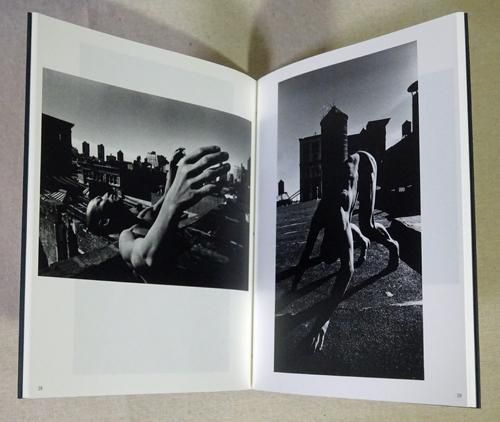 田中泯写真集　田原桂一撮影 田原桂一の写真がとらえた、人間の存在の輝き。ダンサー、田中泯
