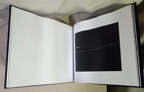 Edgar Martins: when light casts no shadow エドガー・マーティンス - 古本買取販売 ハモニカ古書店 建築  美術 写真 デザイン 近代文学 大阪府古書籍商組合加盟店