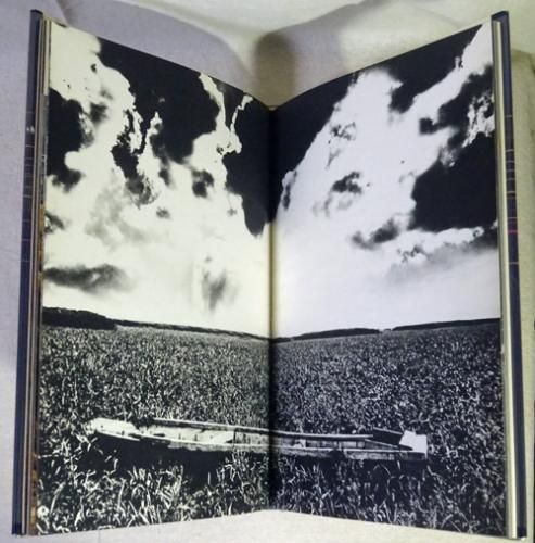 瀬戸内海・島と灯台（1962年頃） 「色彩の魔術師」の原風景＜一
