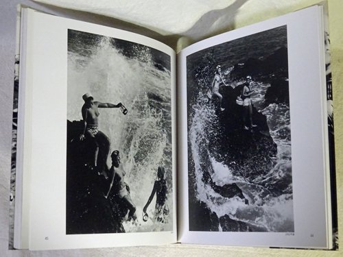 海女の群像 岩瀬禎之写真集 1983 初版 139p 匿名宅急便-