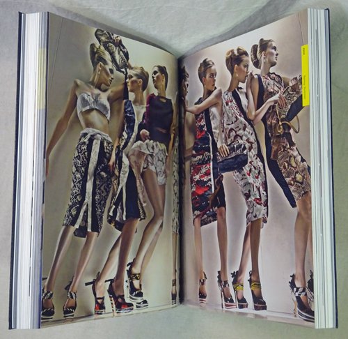 PRADA Book プラダ - 古本買取販売 ハモニカ古書店 建築 美術 写真