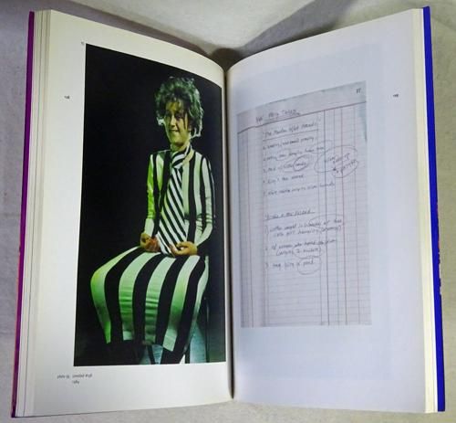 Cindy Sherman: Retrospective シンディー・シャーマン - 古本買取販売