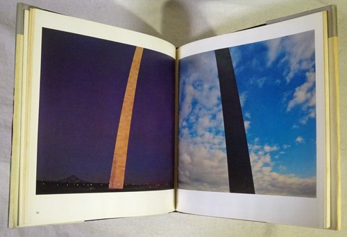 St Louis & The Arch Photographs by Joel Meyerowitz ジョエル