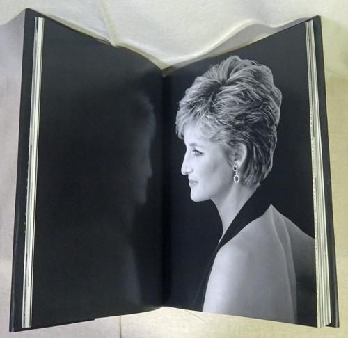 Patrick Demarchelier: Forms パトリック・デマルシェリエ