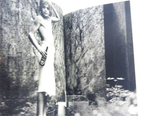 Easter and Oak Trees ベルティアン・ファン・マネン 写真集 EASTER AND OAK TREES by Bertien van Manen – twelvebooks