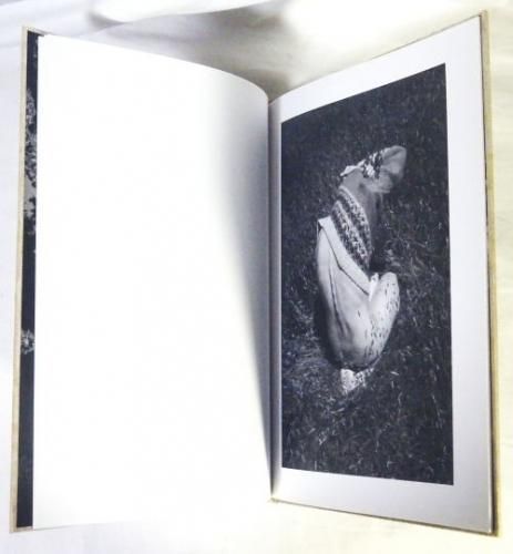 Viviane Sassen: Sol & Luna ヴィヴィアン・サッセン サイン入り