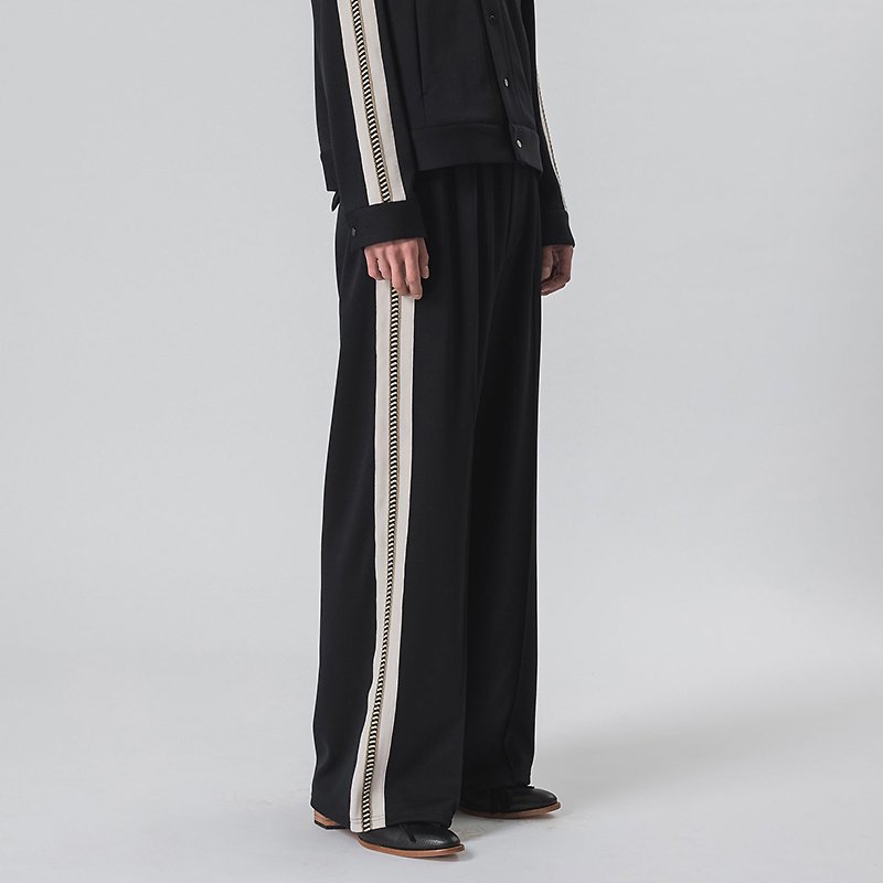 FLARE SILHOUETTE TRACK PANTS - 【MODERATE GENERALLY-モデレイト