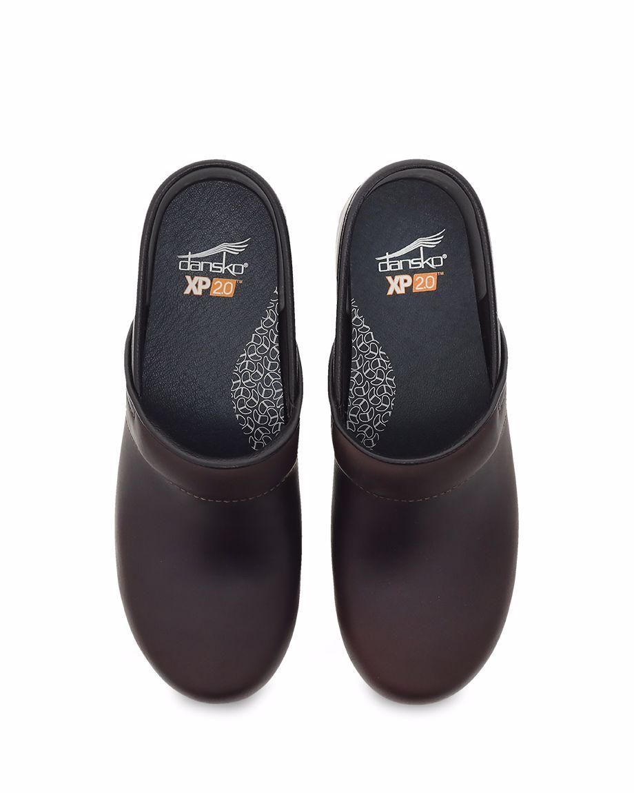 XP 2.0 Brown Waterproof Pull Up _Unisex - dansko ダンスコ