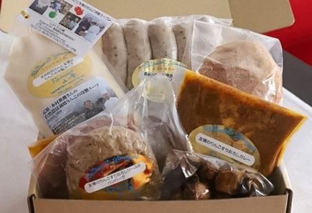 自慢の品々の「いろいろ詰め合わせ」