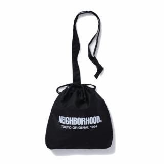 <img class='new_mark_img1' src='https://img.shop-pro.jp/img/new/icons5.gif' style='border:none;display:inline;margin:0px;padding:0px;width:auto;' />NEIGHBORHOOD LOGO DRAWSTRING SHOULDER BAG