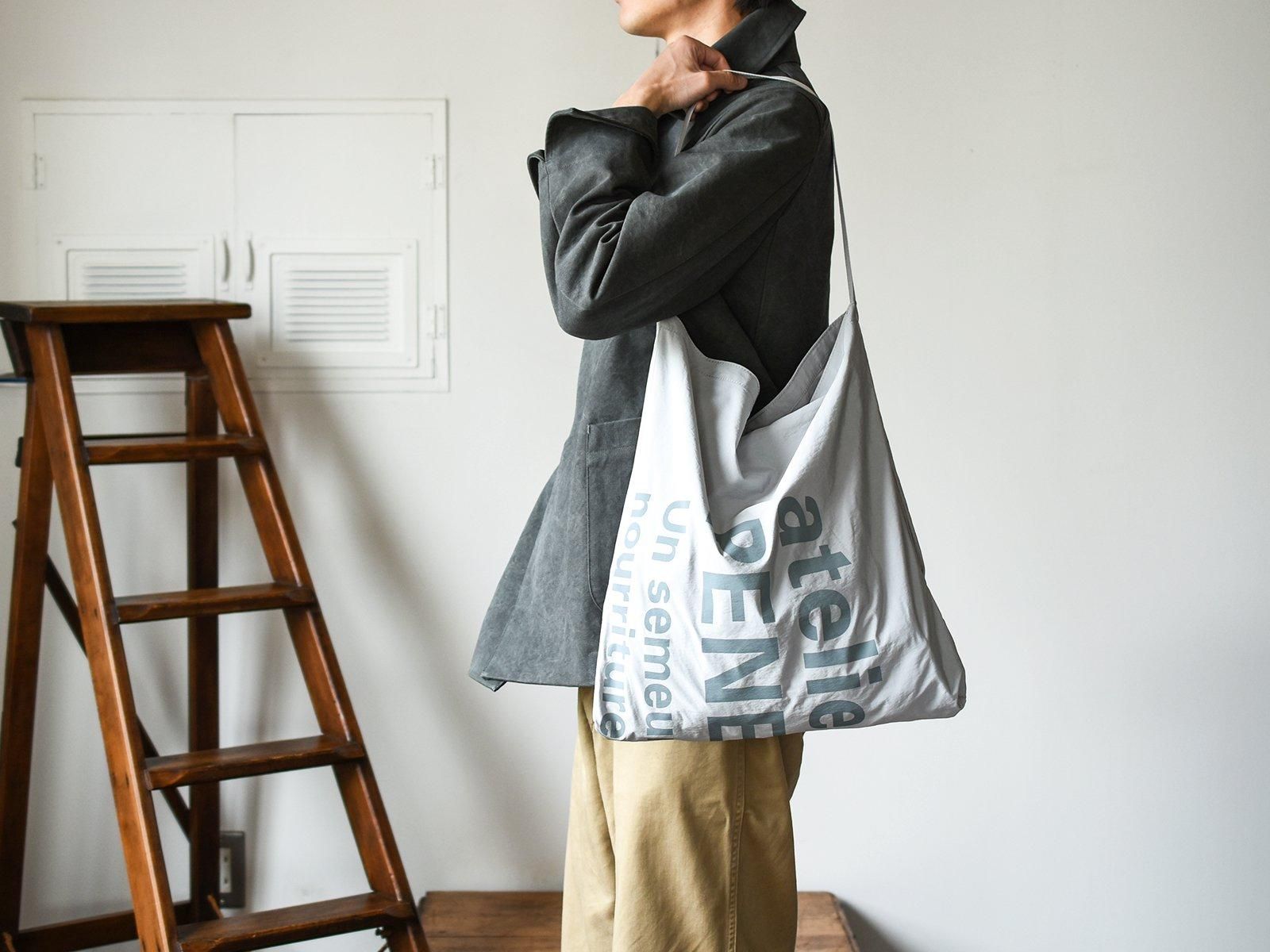 Portable Light - ateliers PENELOPE
