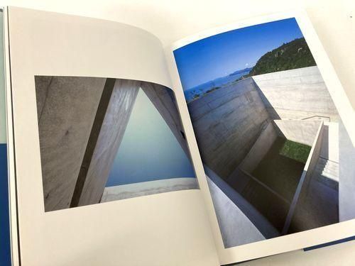 TADAO ANDO｜NAOSHIMA／安藤忠雄「直島の建築作品」（著者サイン