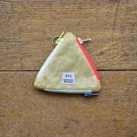 <img class='new_mark_img1' src='https://img.shop-pro.jp/img/new/icons58.gif' style='border:none;display:inline;margin:0px;padding:0px;width:auto;' />[ŹƬ] EYL  Triple Pocket Pouch 