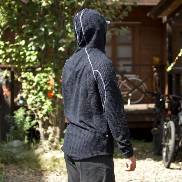 omm core +hoodie 新品未開封 M | venezafoods.com.br