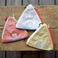 <img class='new_mark_img1' src='https://img.shop-pro.jp/img/new/icons58.gif' style='border:none;display:inline;margin:0px;padding:0px;width:auto;' />[ŹƬ] EYL  Triple Pocket Pouch S