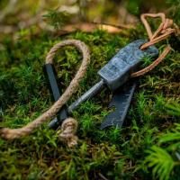 <img class='new_mark_img1' src='https://img.shop-pro.jp/img/new/icons7.gif' style='border:none;display:inline;margin:0px;padding:0px;width:auto;' />SOIL minimal. DEFY Fire Steel