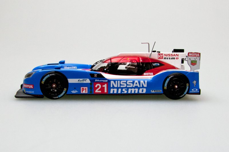 エブロ】☆1/43 日産 GT－R LM ニスモ ルマン 24hours #21 ブルー