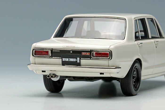 △【アイドロン】 1/43 スカイライン 2000 GT-R (PGC10) ホワイト[EM392C]