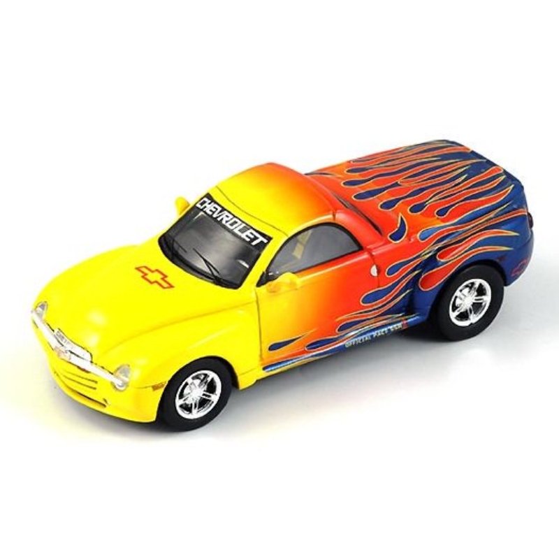 スパーク】 1/43 シボレー SSR Pace Car 2005 [S0859]・ミニカー通販 